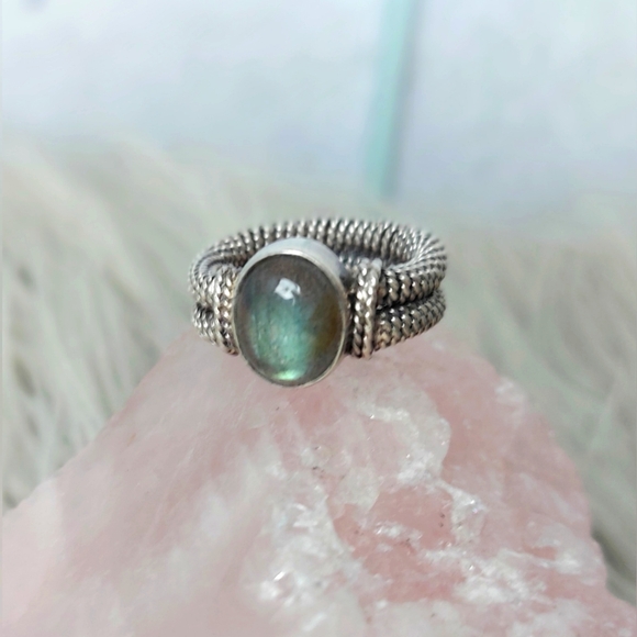 Labradorite Oxidized Rope Ring, High Quality 925 Silver - Picture 1 of 9